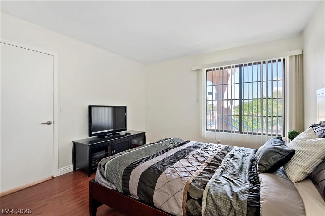 4893 South Torrey Pines Drive 203 Las Vegas NV 89103