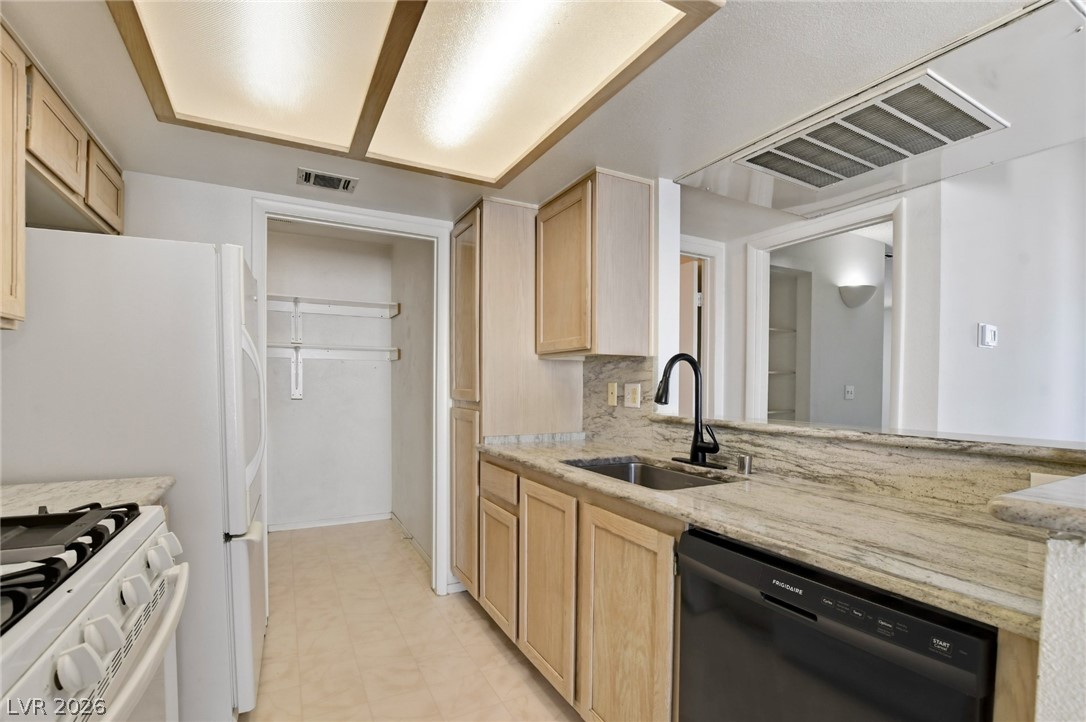 7100 Pirates Cove Road 2080 Las Vegas NV 89145