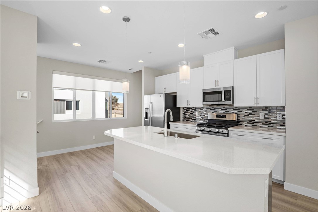 8629 Ensworth Street 102 Las Vegas NV 89123