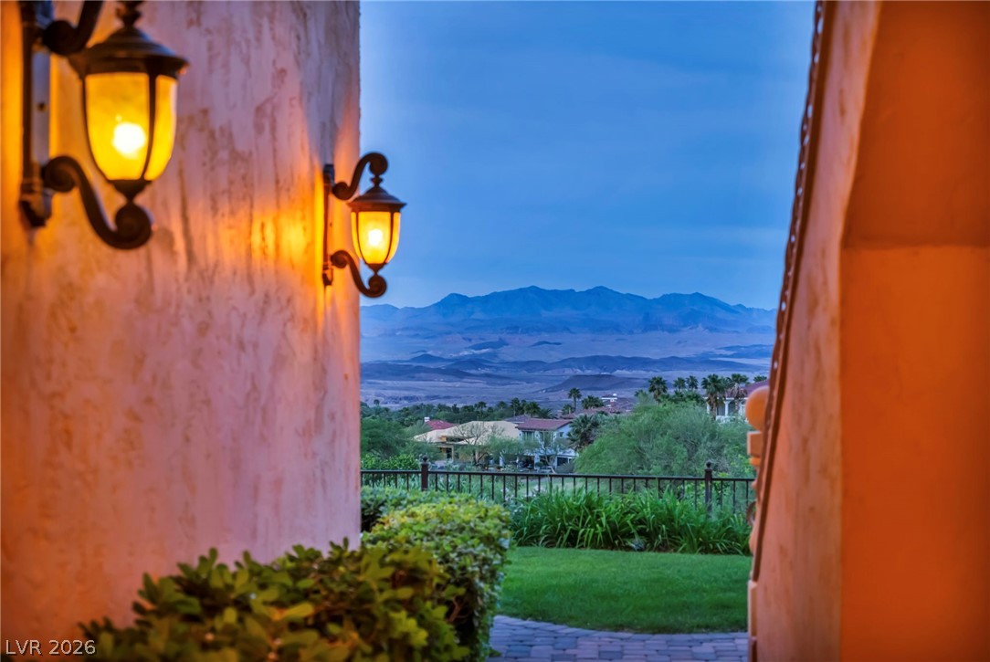 14 Strada Di Circolo - Henderson NV 89011