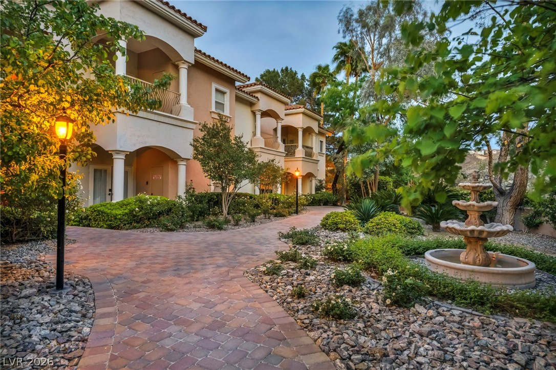 14 Strada Di Circolo - Henderson NV 89011