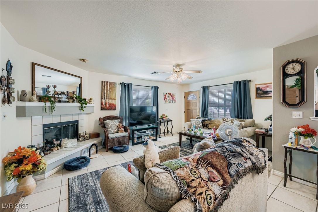 6800 Elm Creek Drive 103 Las Vegas NV 89108