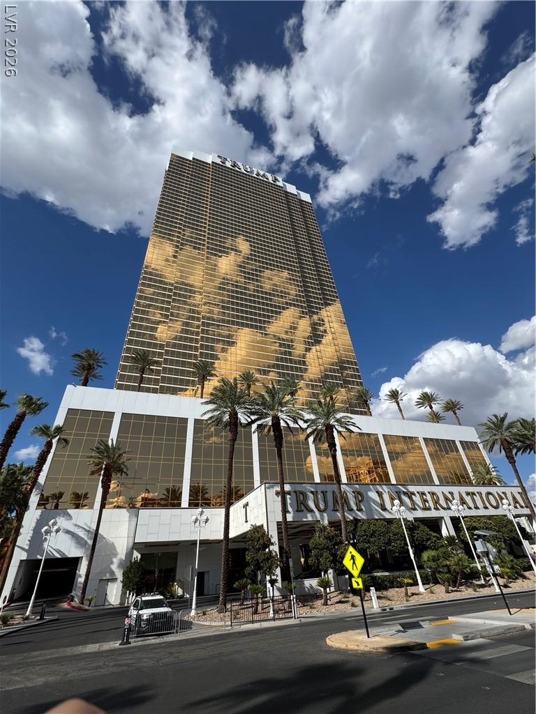 2000 North Fashion Show Drive 4400 Las Vegas NV 89109