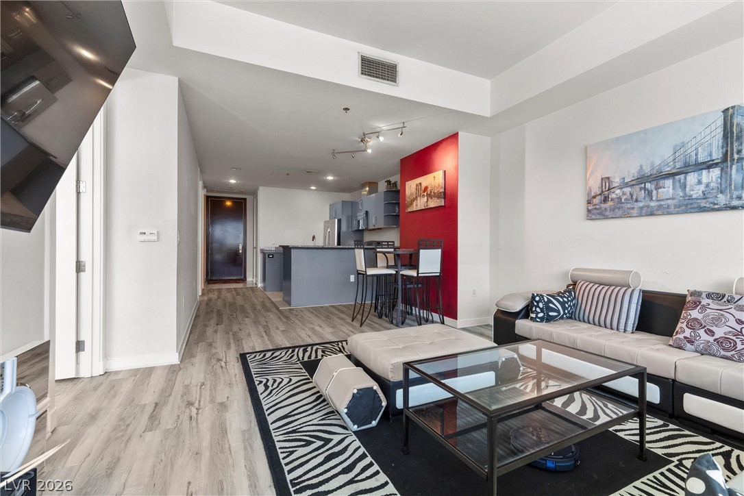 4575 Dean Martin Drive 1103 Las Vegas NV 89103