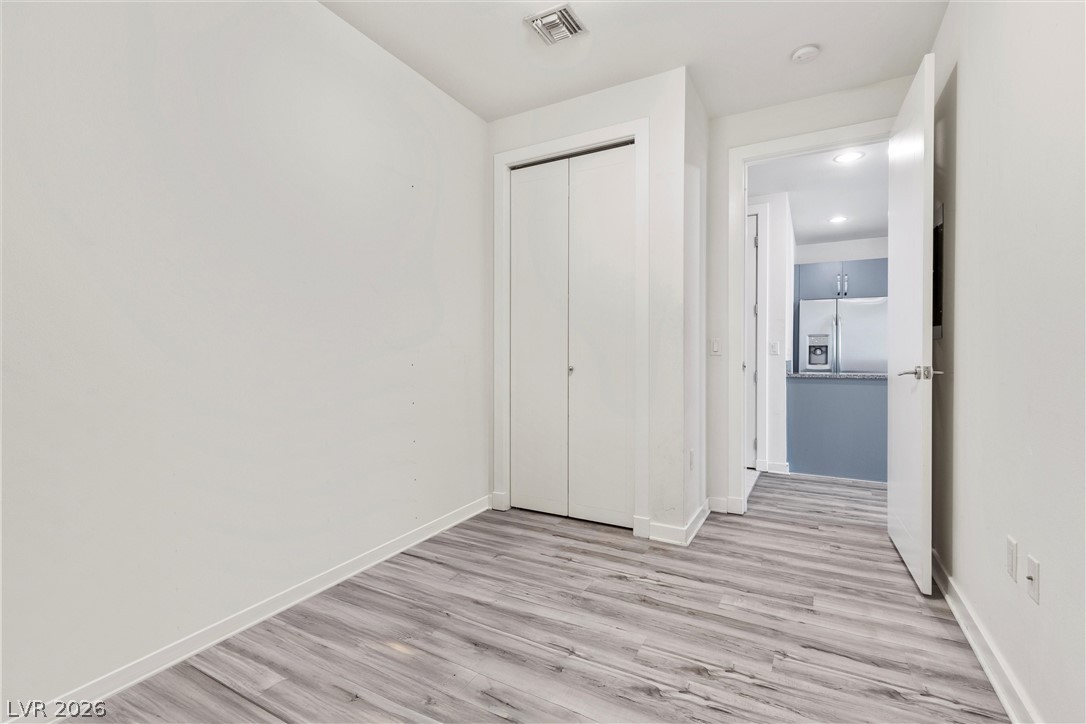 4575 Dean Martin Drive 1103 Las Vegas NV 89103