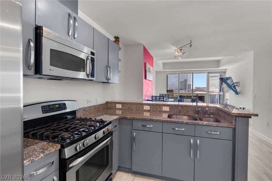 4575 Dean Martin Drive 1103 Las Vegas NV 89103
