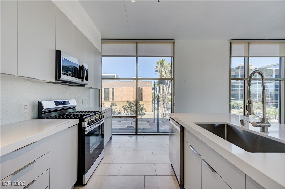 353 East Bonneville Avenue 289 Las Vegas NV 89101