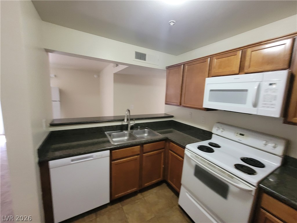 2121 Blue Breeze Drive 102 Las Vegas NV 89128
