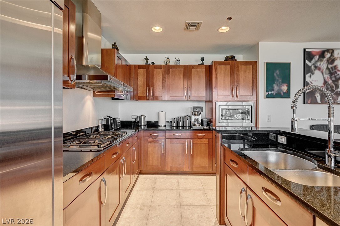 4525 Dean Martin Drive 2909 Las Vegas NV 89103
