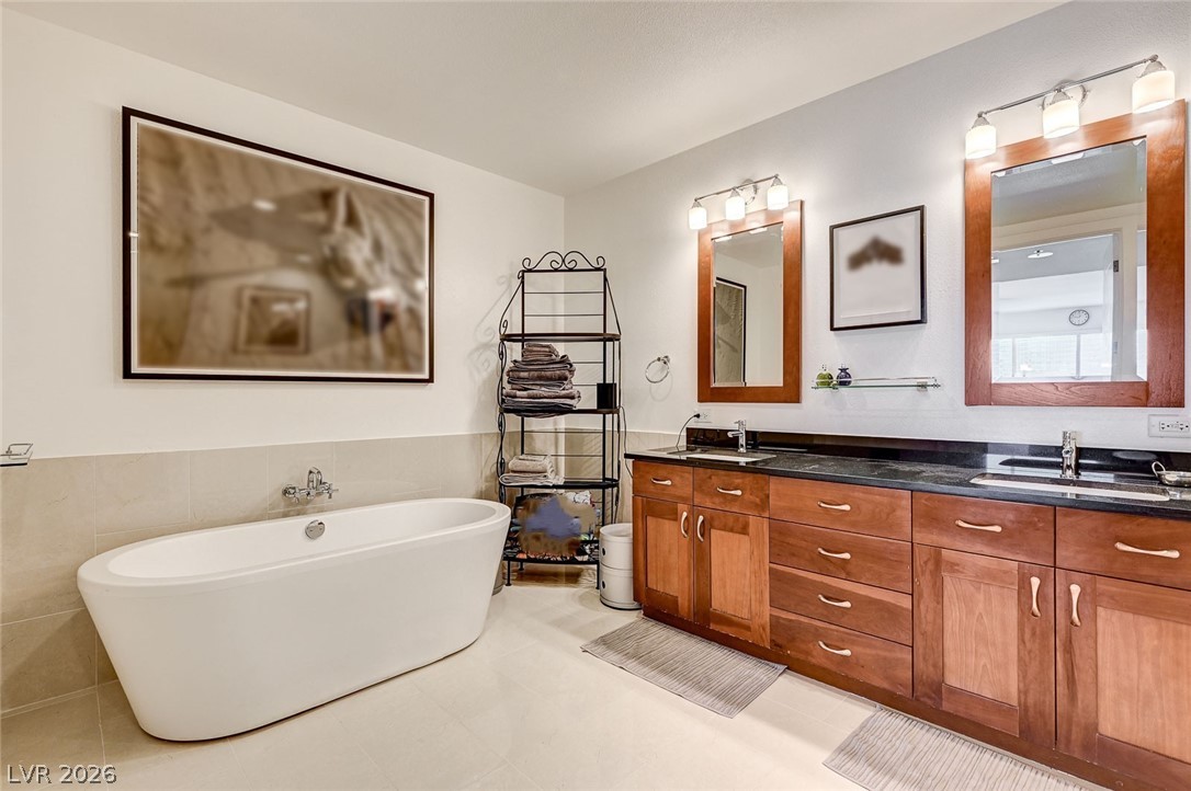 4525 Dean Martin Drive 2909 Las Vegas NV 89103