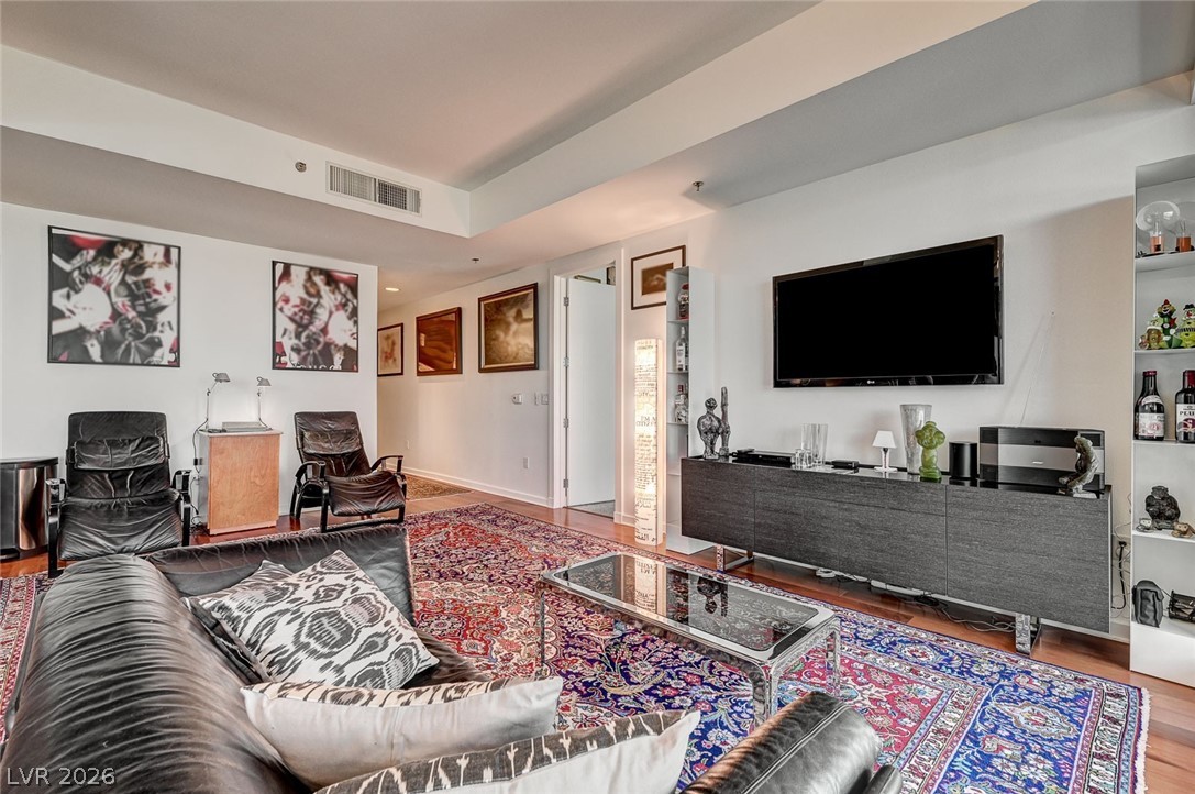 4525 Dean Martin Drive 2909 Las Vegas NV 89103