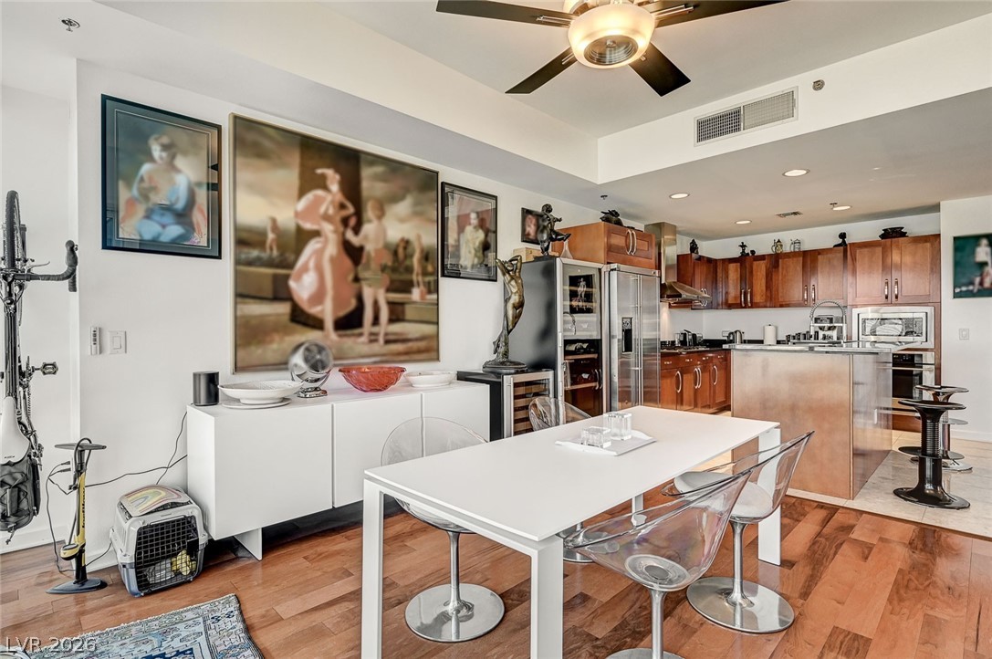 4525 Dean Martin Drive 2909 Las Vegas NV 89103