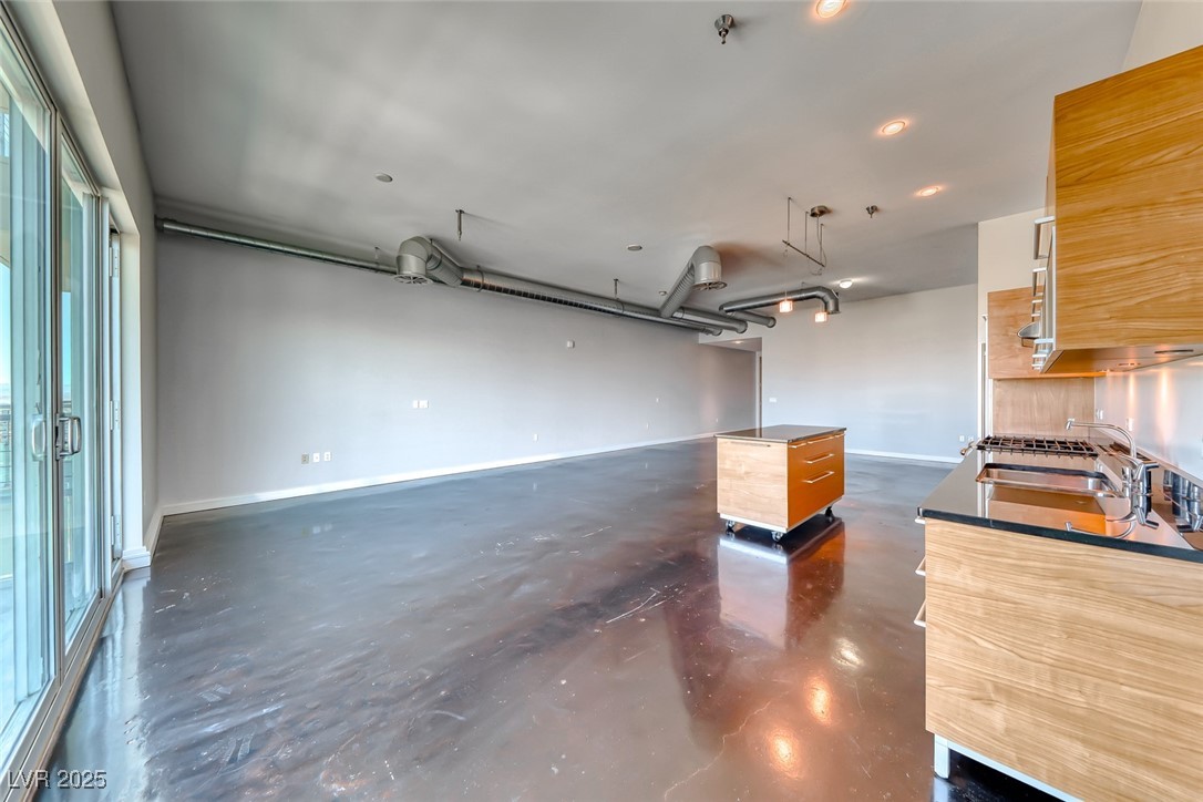 200 Hoover Avenue 1712 Las Vegas NV 89101