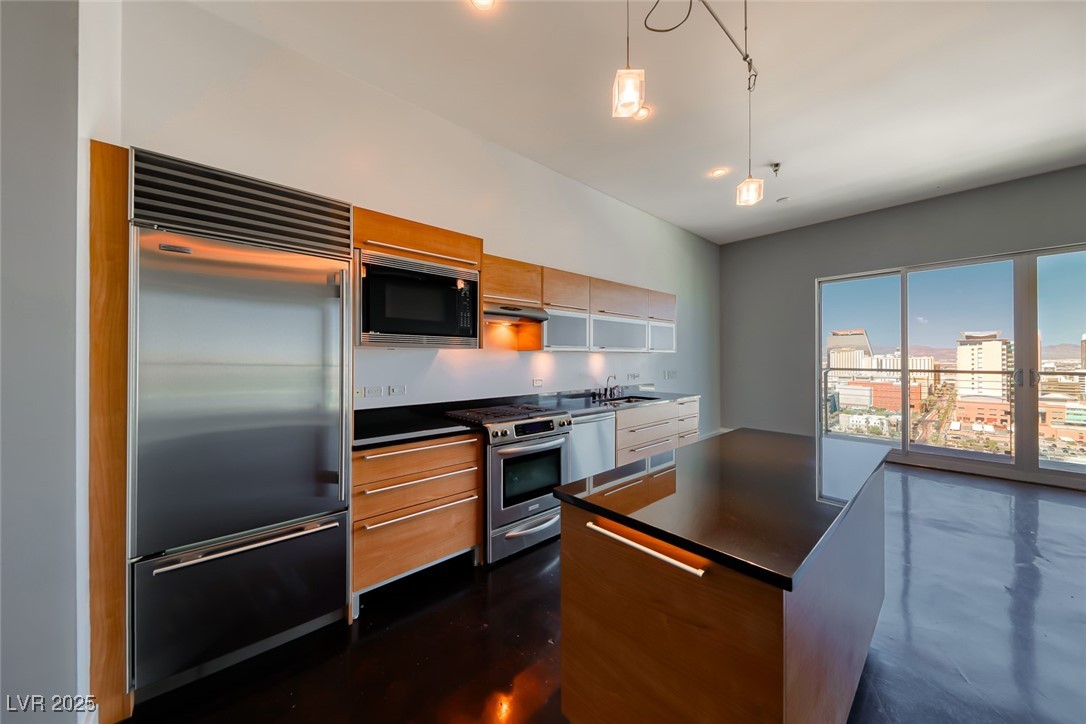 200 Hoover Avenue 1712 Las Vegas NV 89101