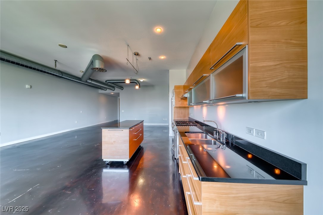200 Hoover Avenue 1712 Las Vegas NV 89101