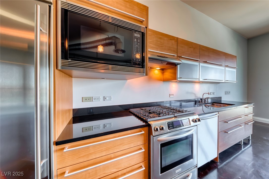 200 Hoover Avenue 1712 Las Vegas NV 89101