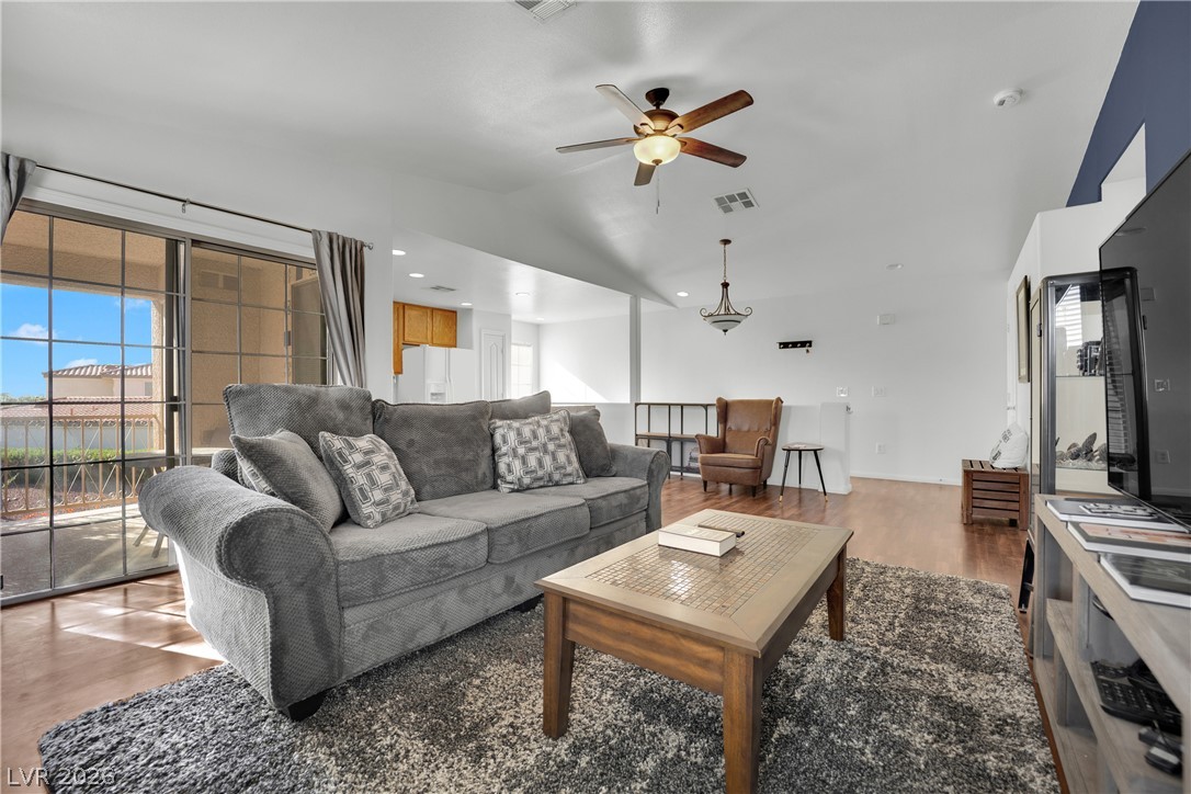 5415 Crimson Crest Place 202 Las Vegas NV 89149