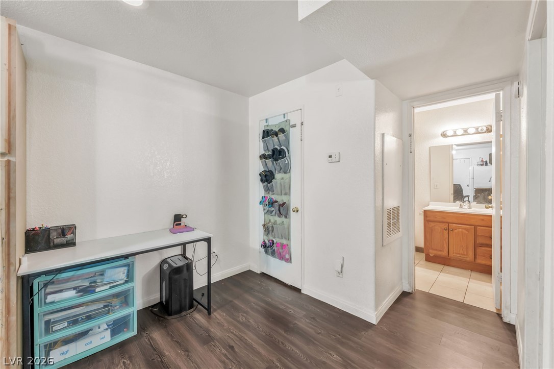 220 Mission Newport Lane 204 Las Vegas NV 89107