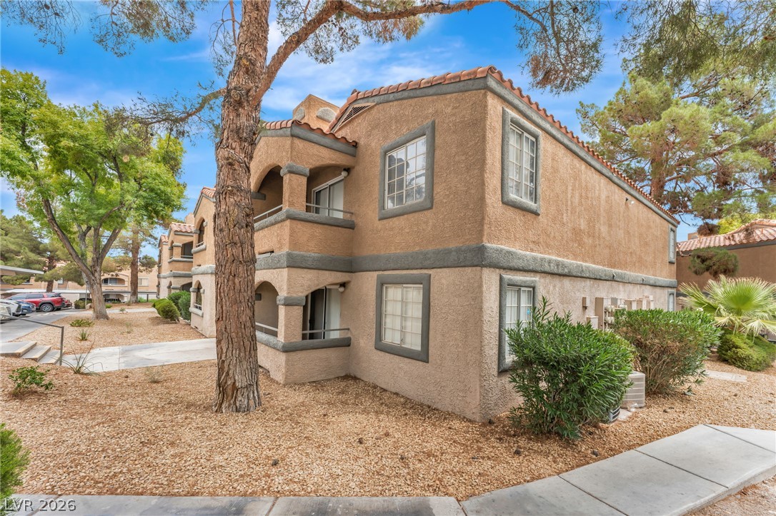 220 Mission Newport Lane 204 Las Vegas NV 89107