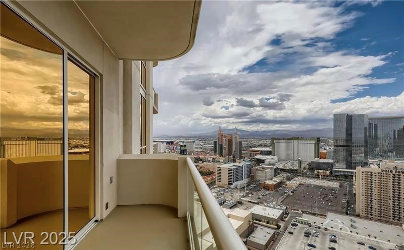 135 East Harmon Avenue 22717 Las Vegas NV 89109