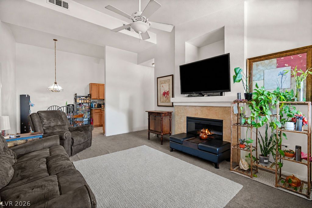 2305 West Horizon Ridge Parkway 2524 Henderson NV 89052