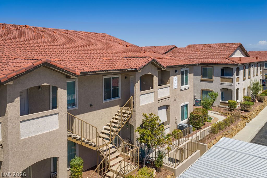 2305 West Horizon Ridge Parkway 2524 Henderson NV 89052