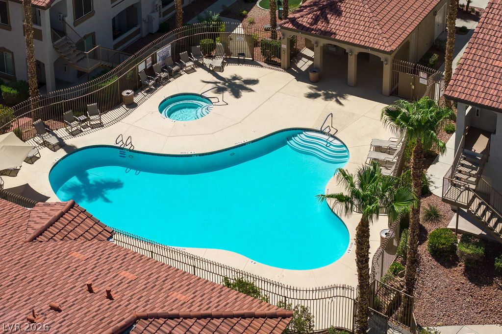 2305 West Horizon Ridge Parkway 2524 Henderson NV 89052