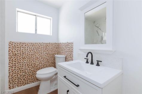 3821 1/2 Daisy Street 26 Las Vegas NV 89119