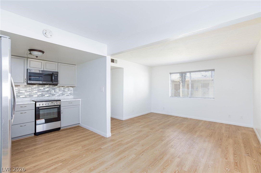 3821 1/2 Daisy Street 26 Las Vegas NV 89119