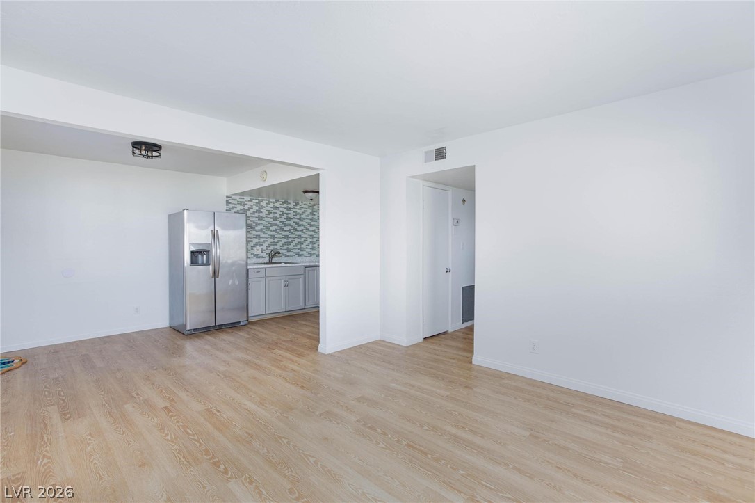 3821 1/2 Daisy Street 26 Las Vegas NV 89119