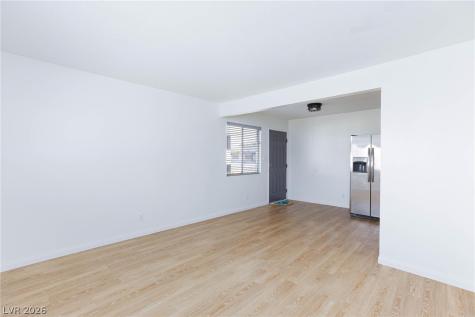 3821 1/2 Daisy Street 26 Las Vegas NV 89119