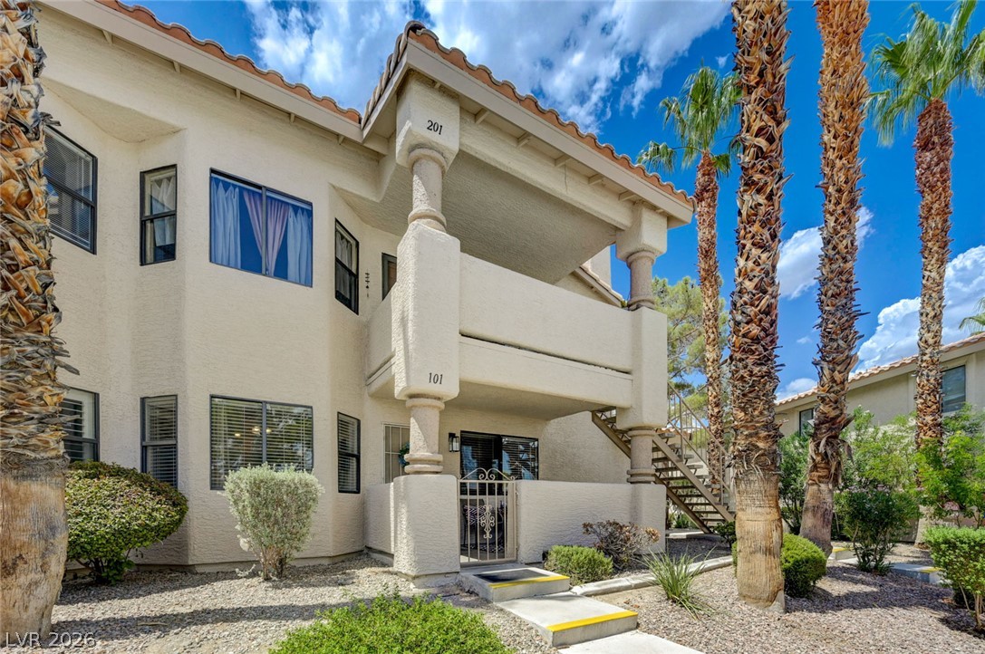 1101 Falconhead Lane 101 Las Vegas NV 89128