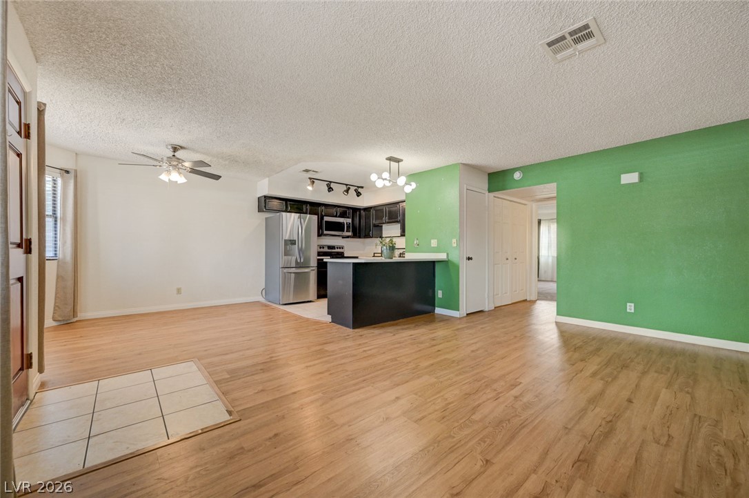 1101 Falconhead Lane 101 Las Vegas NV 89128