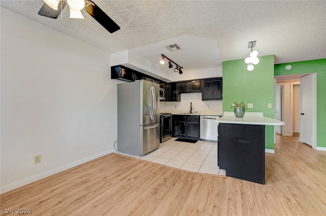 1101 Falconhead Lane 101 Las Vegas NV 89128