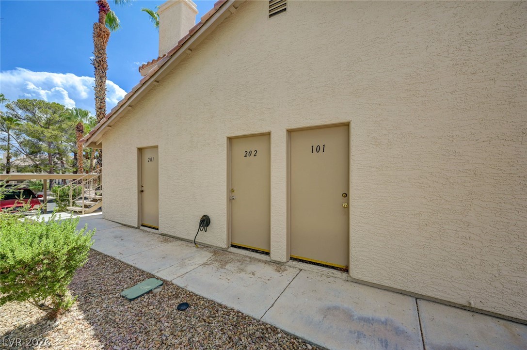 1101 Falconhead Lane 101 Las Vegas NV 89128