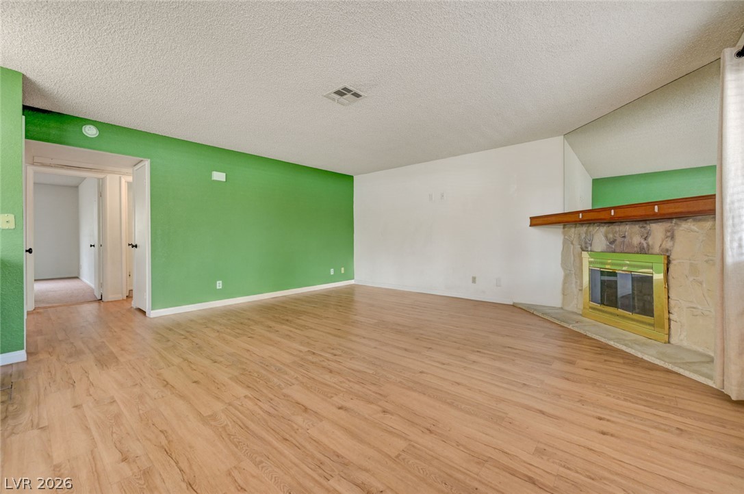 1101 Falconhead Lane 101 Las Vegas NV 89128