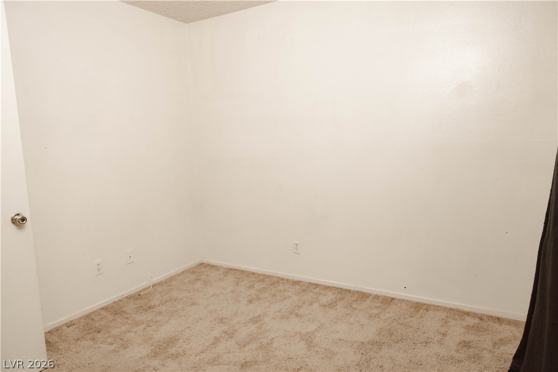 1477 Hialeah Drive C Las Vegas NV 89119