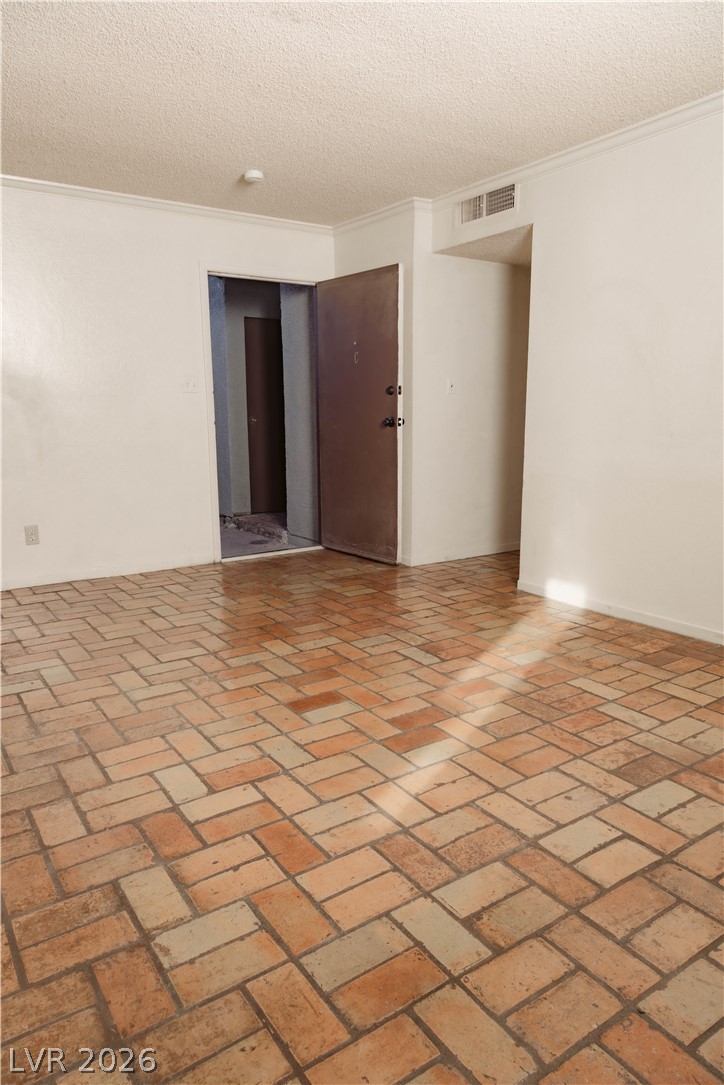 1477 Hialeah Drive C Las Vegas NV 89119