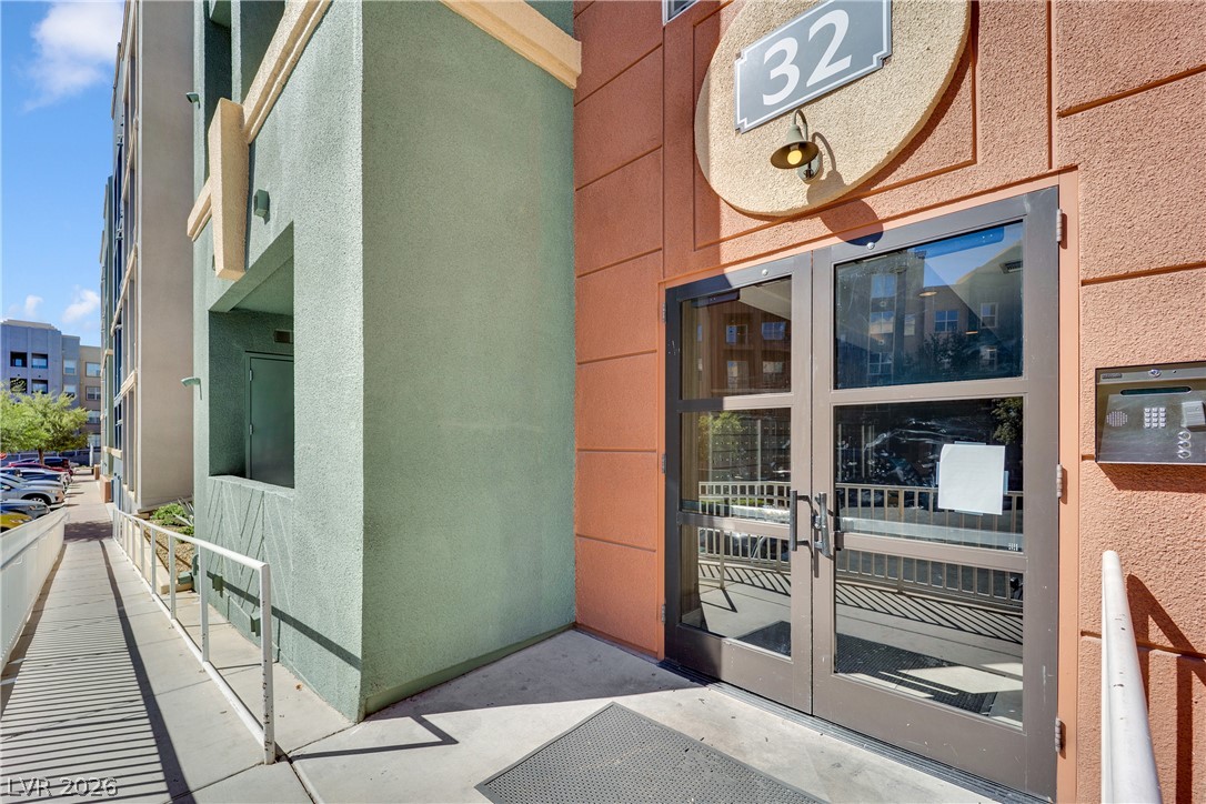 32 East Serene Avenue 119 Las Vegas NV 89123