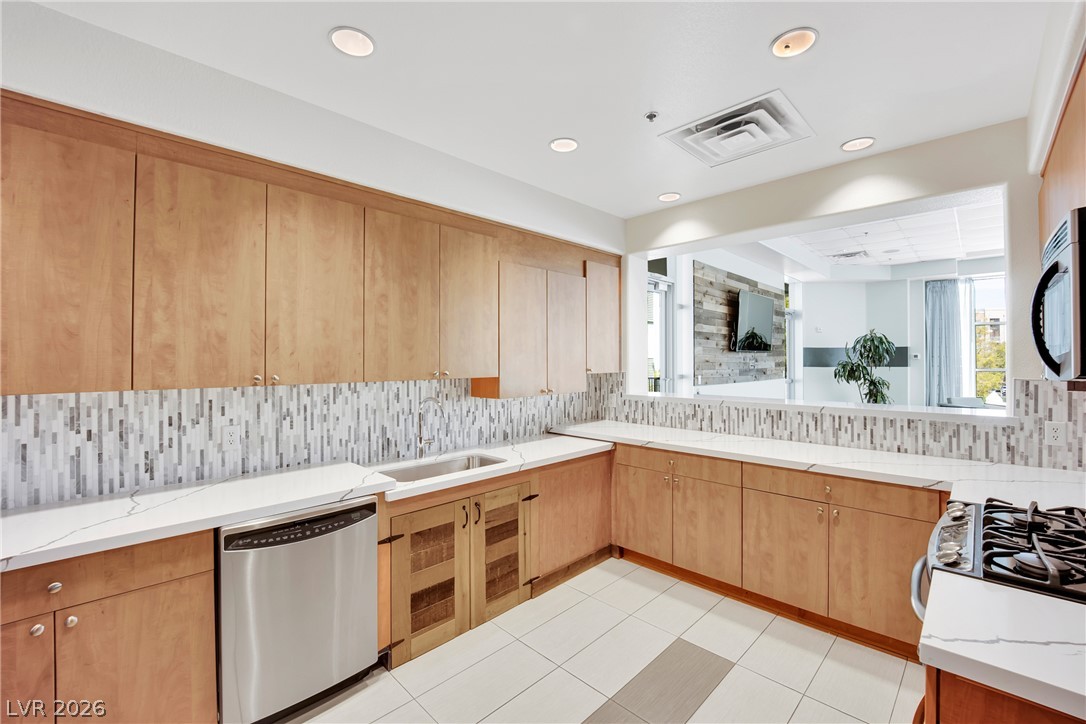 32 East Serene Avenue 119 Las Vegas NV 89123