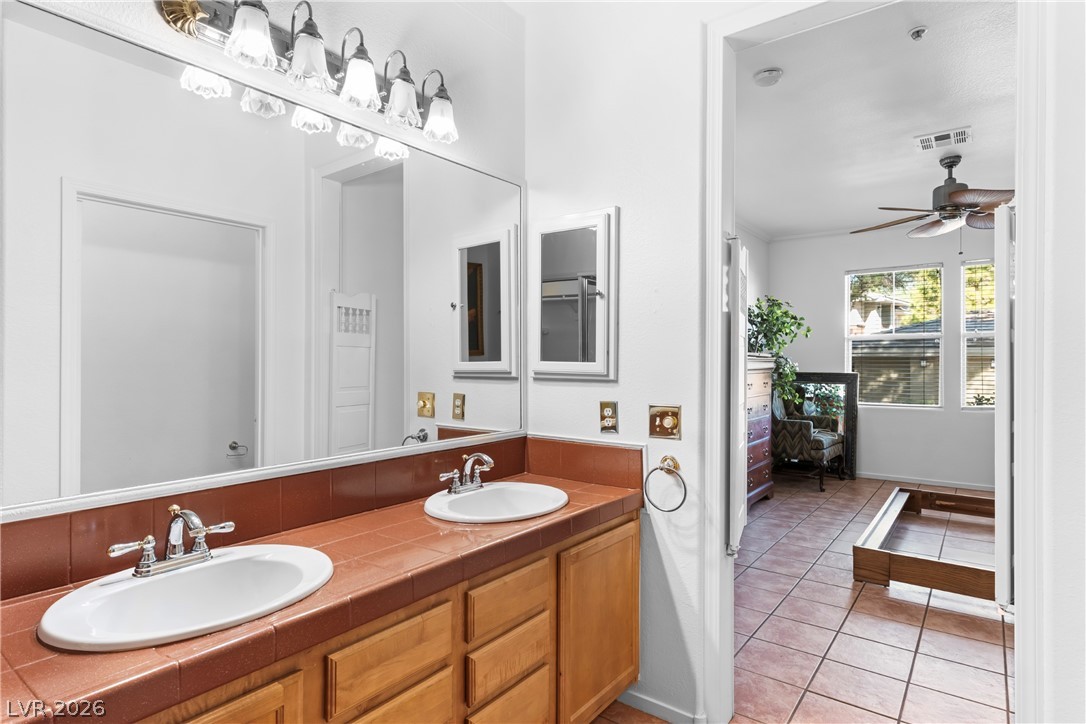 1012 Domnus Lane 102 Las Vegas NV 89144