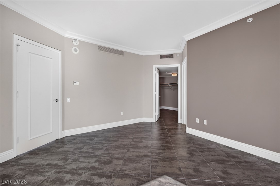 222 Karen Avenue 2608 Las Vegas NV 89109
