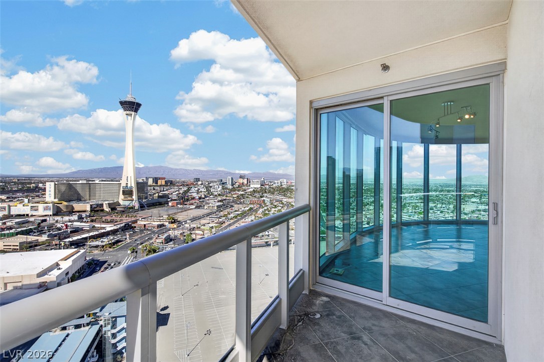 222 Karen Avenue 2608 Las Vegas NV 89109