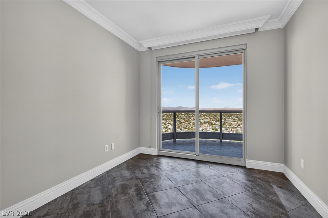 222 Karen Avenue 2608 Las Vegas NV 89109
