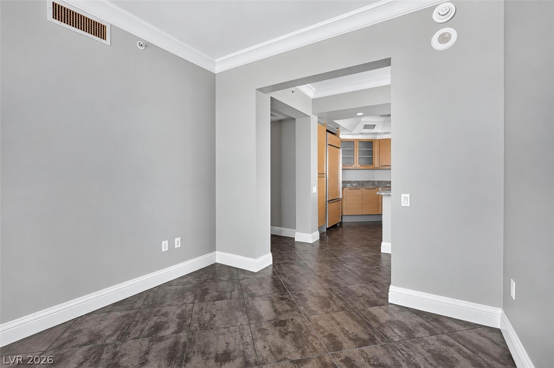 222 Karen Avenue 2608 Las Vegas NV 89109