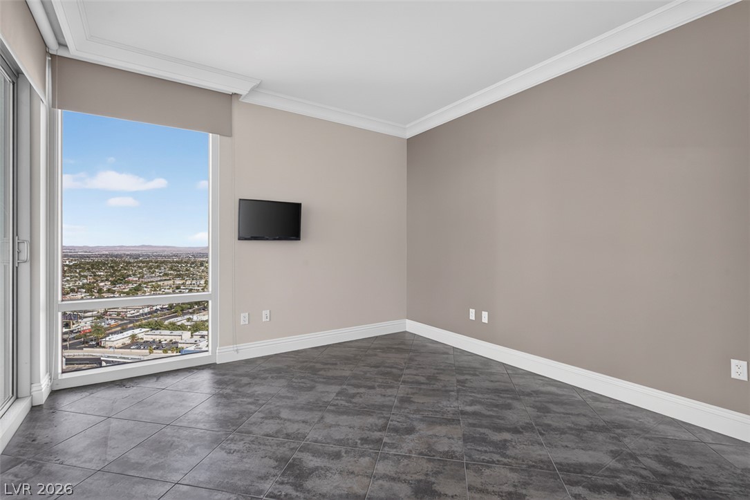 222 Karen Avenue 2608 Las Vegas NV 89109