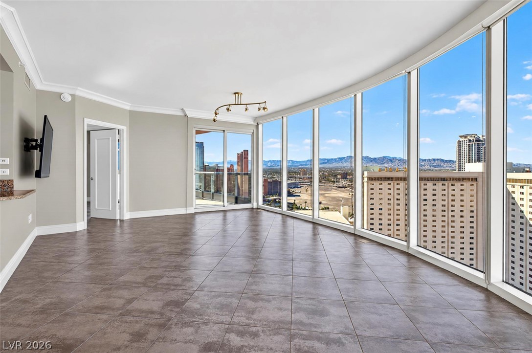 222 Karen Avenue 2608 Las Vegas NV 89109