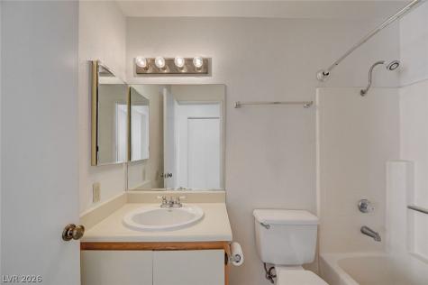 3150 Soft Breezes Drive 2209 Las Vegas NV 89128