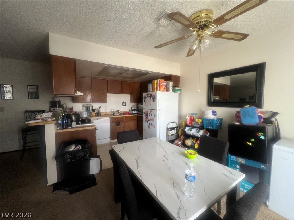 1461 Tamareno Circle C Las Vegas NV 89119
