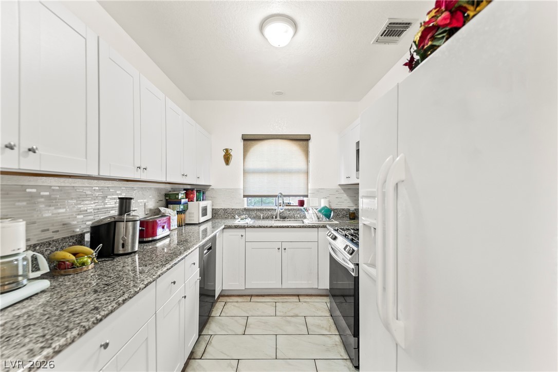 1419 Santa Margarita Street D Las Vegas NV 89146